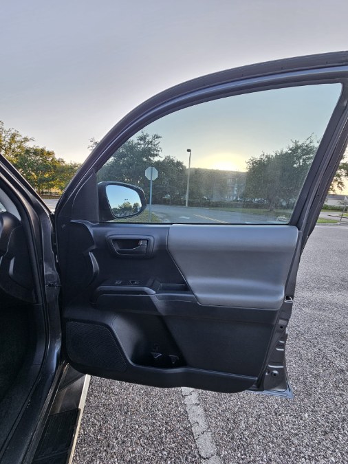 2017 Toyota Tacoma SR Access Cab 6'' Bed I4 4x2 AT (Natl), available for sale in Longwood, Florida | Majestic Autos Inc.. Longwood, Florida 2017 Toyota Tacoma SR Access Cab 6'' Bed I4 4x2 AT (Natl), available for sale in Longwood, Florida | Majestic Autos Inc.. Longwood, Florida