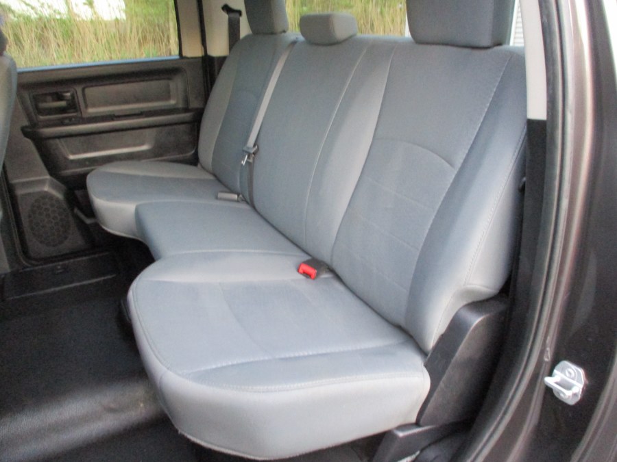 2016 Ram 2500 4WD Crew Cab 169" Tradesman, available for sale in Suffield, Connecticut | Suffield Auto LLC. Suffield, Connecticut 2016 Ram 2500 4WD Crew Cab 169" Tradesman, available for sale in Suffield, Connecticut | Suffield Auto LLC. Suffield, Connecticut
