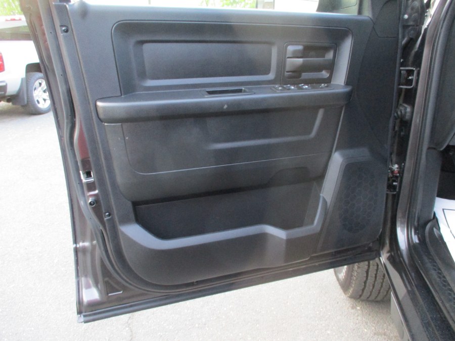 2016 Ram 2500 4WD Crew Cab 169" Tradesman, available for sale in Suffield, Connecticut | Suffield Auto LLC. Suffield, Connecticut 2016 Ram 2500 4WD Crew Cab 169" Tradesman, available for sale in Suffield, Connecticut | Suffield Auto LLC. Suffield, Connecticut