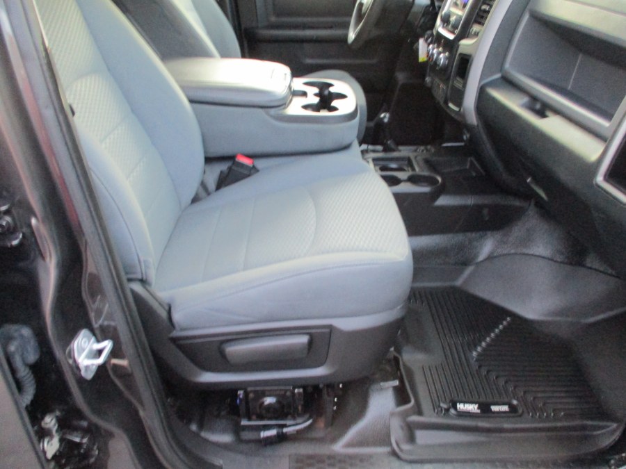 2016 Ram 2500 4WD Crew Cab 169" Tradesman, available for sale in Suffield, Connecticut | Suffield Auto LLC. Suffield, Connecticut 2016 Ram 2500 4WD Crew Cab 169" Tradesman, available for sale in Suffield, Connecticut | Suffield Auto LLC. Suffield, Connecticut