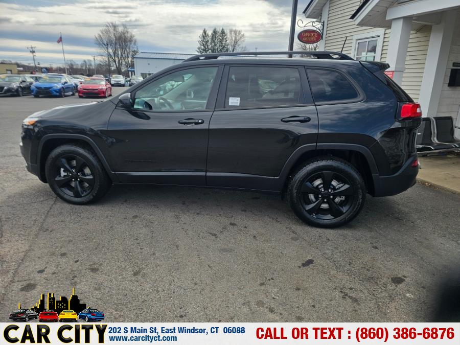 2016 Jeep Cherokee 4WD 4dr Latitude, available for sale in East Windsor, Connecticut | Car City LLC. East Windsor, Connecticut 2016 Jeep Cherokee 4WD 4dr Latitude, available for sale in East Windsor, Connecticut | Car City LLC. East Windsor, Connecticut