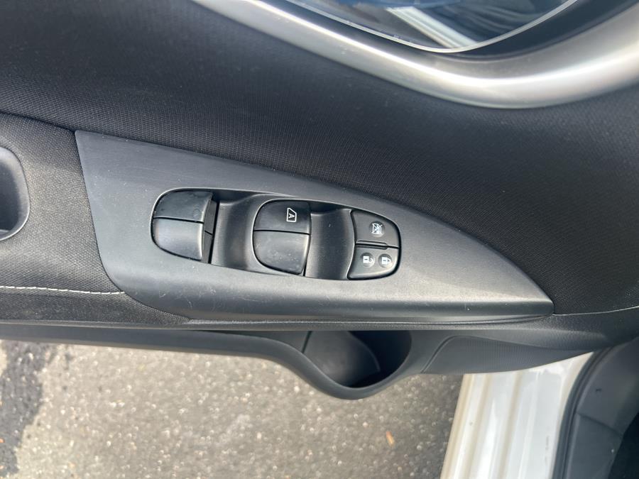 2015 Nissan Sentra 4dr Sdn I4 CVT SR, available for sale in South Windsor , Connecticut | Ful-line Auto LLC. South Windsor , Connecticut 2015 Nissan Sentra 4dr Sdn I4 CVT SR, available for sale in South Windsor , Connecticut | Ful-line Auto LLC. South Windsor , Connecticut