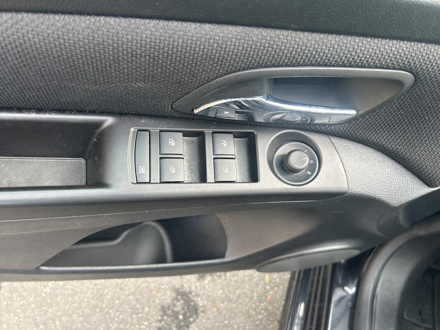 2014 Chevrolet Cruze 4dr Sdn Auto 1LT, available for sale in South Windsor , Connecticut | Ful-line Auto LLC. South Windsor , Connecticut 2014 Chevrolet Cruze 4dr Sdn Auto 1LT, available for sale in South Windsor , Connecticut | Ful-line Auto LLC. South Windsor , Connecticut