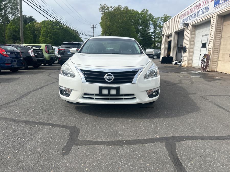 2015 Nissan Altima 4dr Sdn I4 2.5 S, available for sale in South Windsor , Connecticut | Ful-line Auto LLC. South Windsor , Connecticut 2015 Nissan Altima 4dr Sdn I4 2.5 S, available for sale in South Windsor , Connecticut | Ful-line Auto LLC. South Windsor , Connecticut