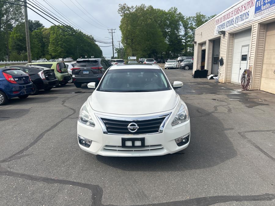 2015 Nissan Altima 4dr Sdn I4 2.5 S, available for sale in South Windsor , Connecticut | Ful-line Auto LLC. South Windsor , Connecticut 2015 Nissan Altima 4dr Sdn I4 2.5 S, available for sale in South Windsor , Connecticut | Ful-line Auto LLC. South Windsor , Connecticut