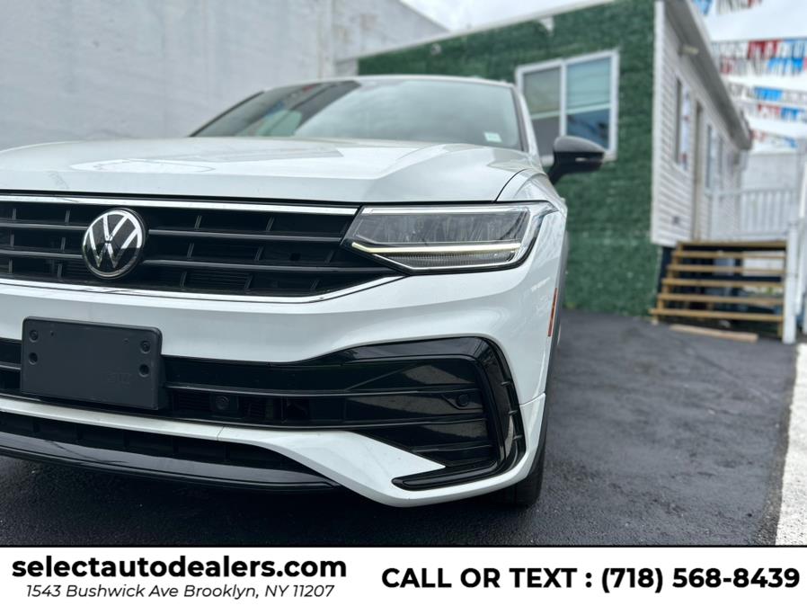 2022 Volkswagen Tiguan 2.0T SE R-Line Black 4MOTION, available for sale in Brooklyn, New York | Select Auto Dealers Corp. Brooklyn, New York 2022 Volkswagen Tiguan 2.0T SE R-Line Black 4MOTION, available for sale in Brooklyn, New York | Select Auto Dealers Corp. Brooklyn, New York