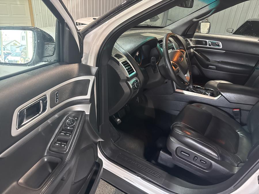 2014 Ford Explorer 4WD 4dr XLT, available for sale in Pittsfield, Maine | Maine Central Motors. Pittsfield, Maine 2014 Ford Explorer 4WD 4dr XLT, available for sale in Pittsfield, Maine | Maine Central Motors. Pittsfield, Maine
