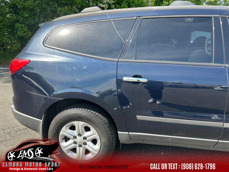 2011 Chevrolet Traverse FWD 4dr LS, available for sale in Elizabeth, New Jersey | Elmora Motor Sports. Elizabeth, New Jersey 2011 Chevrolet Traverse FWD 4dr LS, available for sale in Elizabeth, New Jersey | Elmora Motor Sports. Elizabeth, New Jersey