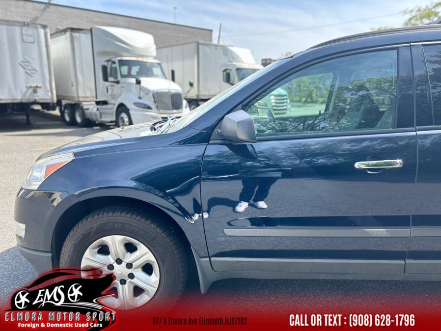 2011 Chevrolet Traverse FWD 4dr LS, available for sale in Elizabeth, New Jersey | Elmora Motor Sports. Elizabeth, New Jersey 2011 Chevrolet Traverse FWD 4dr LS, available for sale in Elizabeth, New Jersey | Elmora Motor Sports. Elizabeth, New Jersey