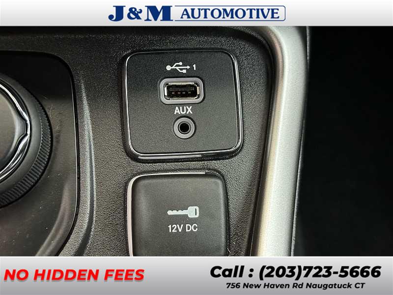 2019 Jeep Compass Latitude, available for sale in Naugatuck, Connecticut | J&M Automotive Sls&Svc LLC. Naugatuck, Connecticut 2019 Jeep Compass Latitude, available for sale in Naugatuck, Connecticut | J&M Automotive Sls&Svc LLC. Naugatuck, Connecticut