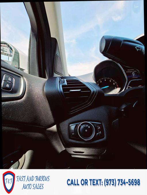 2019 Ford Escape SE Sport Utility 4D, available for sale in Newark, New Jersey | Fast and Furious Auto Sales. Newark, New Jersey 2019 Ford Escape SE Sport Utility 4D, available for sale in Newark, New Jersey | Fast and Furious Auto Sales. Newark, New Jersey