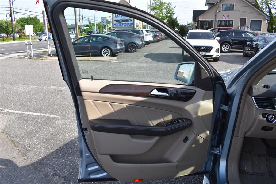 2015 Mercedes-benz Gl 450 4MATIC, available for sale in Patchogue, New York | 112 Auto Plaza. Patchogue, New York 2015 Mercedes-benz Gl 450 4MATIC, available for sale in Patchogue, New York | 112 Auto Plaza. Patchogue, New York
