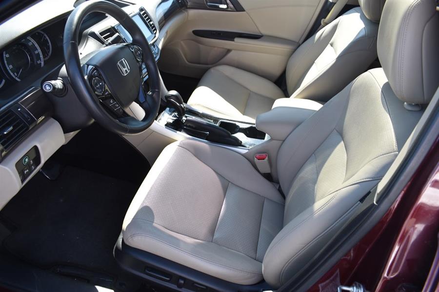 2017 Honda Accord TOURING, available for sale in Patchogue, New York | 112 Auto Plaza. Patchogue, New York 2017 Honda Accord TOURING, available for sale in Patchogue, New York | 112 Auto Plaza. Patchogue, New York