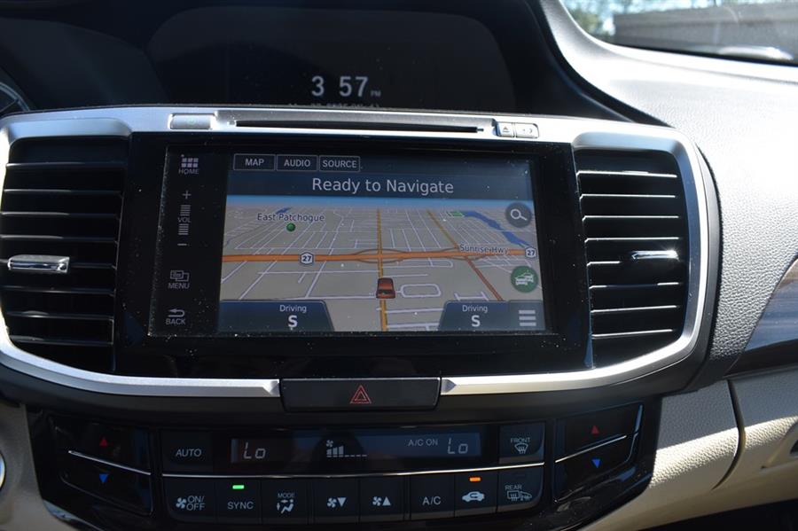 2017 Honda Accord TOURING, available for sale in Patchogue, New York | 112 Auto Plaza. Patchogue, New York 2017 Honda Accord TOURING, available for sale in Patchogue, New York | 112 Auto Plaza. Patchogue, New York