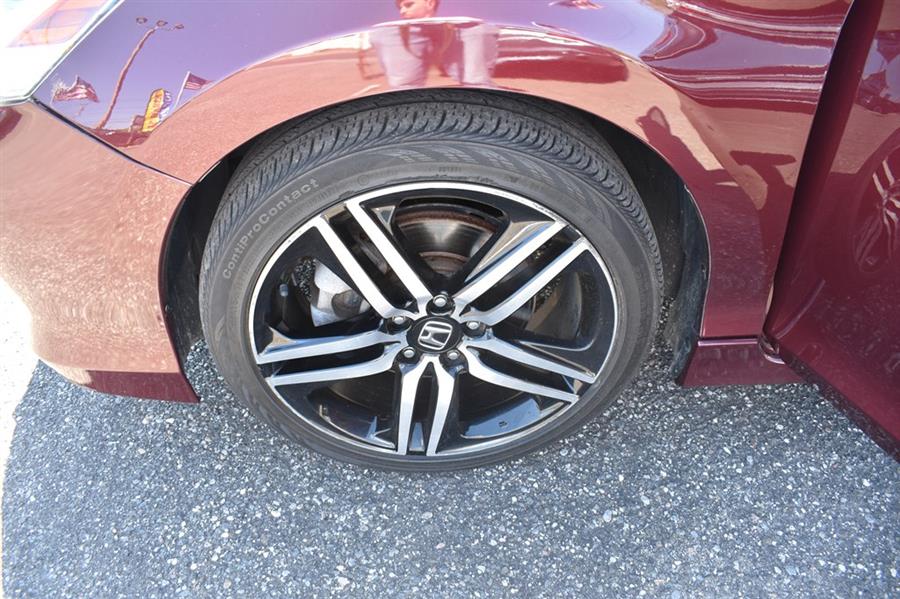2017 Honda Accord TOURING, available for sale in Patchogue, New York | 112 Auto Plaza. Patchogue, New York 2017 Honda Accord TOURING, available for sale in Patchogue, New York | 112 Auto Plaza. Patchogue, New York