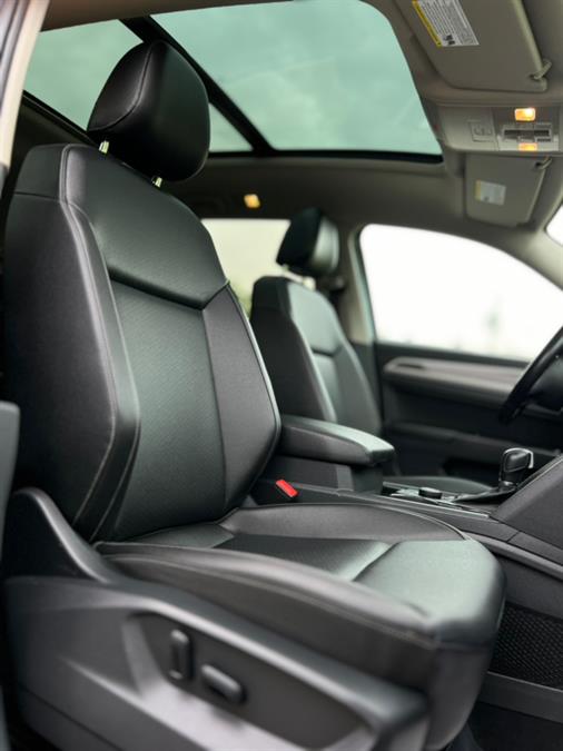 2019 Volkswagen Atlas 3.6L V6 SEL R-Line 4MOTION, available for sale in Paterson, New Jersey | Speedway Motors LLC. Paterson, New Jersey 2019 Volkswagen Atlas 3.6L V6 SEL R-Line 4MOTION, available for sale in Paterson, New Jersey | Speedway Motors LLC. Paterson, New Jersey