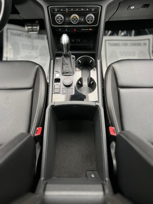 2019 Volkswagen Atlas 3.6L V6 SEL R-Line 4MOTION, available for sale in Paterson, New Jersey | Speedway Motors LLC. Paterson, New Jersey 2019 Volkswagen Atlas 3.6L V6 SEL R-Line 4MOTION, available for sale in Paterson, New Jersey | Speedway Motors LLC. Paterson, New Jersey