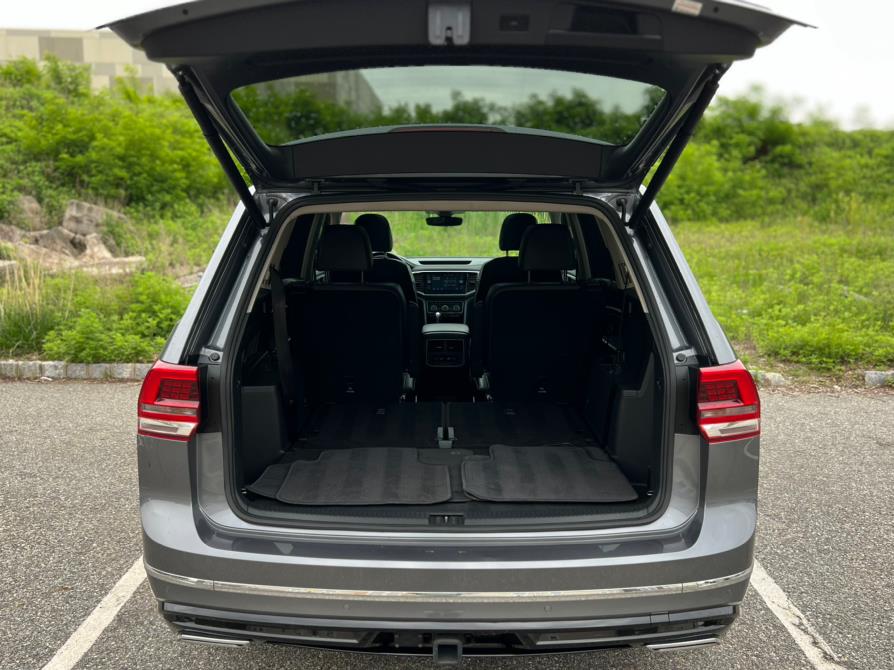 2019 Volkswagen Atlas 3.6L V6 SEL R-Line 4MOTION, available for sale in Paterson, New Jersey | Speedway Motors LLC. Paterson, New Jersey 2019 Volkswagen Atlas 3.6L V6 SEL R-Line 4MOTION, available for sale in Paterson, New Jersey | Speedway Motors LLC. Paterson, New Jersey