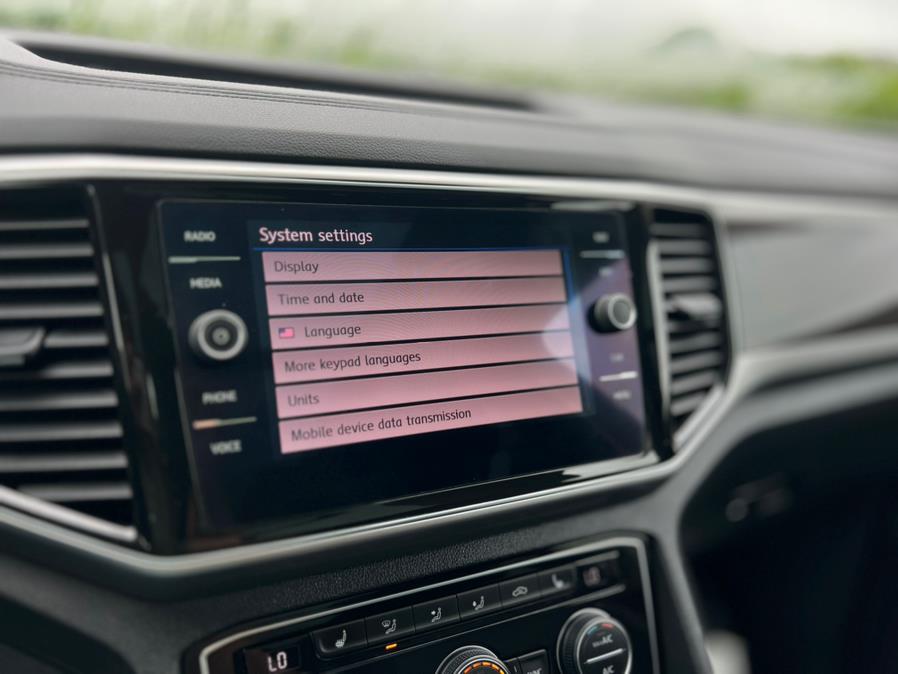 2019 Volkswagen Atlas 3.6L V6 SEL R-Line 4MOTION, available for sale in Paterson, New Jersey | Speedway Motors LLC. Paterson, New Jersey 2019 Volkswagen Atlas 3.6L V6 SEL R-Line 4MOTION, available for sale in Paterson, New Jersey | Speedway Motors LLC. Paterson, New Jersey