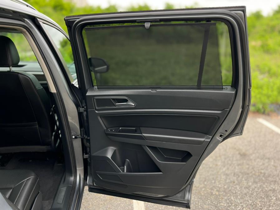 2019 Volkswagen Atlas 3.6L V6 SEL R-Line 4MOTION, available for sale in Paterson, New Jersey | Speedway Motors LLC. Paterson, New Jersey 2019 Volkswagen Atlas 3.6L V6 SEL R-Line 4MOTION, available for sale in Paterson, New Jersey | Speedway Motors LLC. Paterson, New Jersey