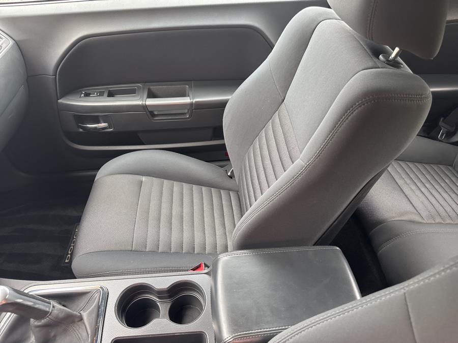 2013 Dodge Challenger 2dr Cpe R/T, available for sale in Waterbury, Connecticut | National Auto Brokers, Inc.. Waterbury, Connecticut 2013 Dodge Challenger 2dr Cpe R/T, available for sale in Waterbury, Connecticut | National Auto Brokers, Inc.. Waterbury, Connecticut