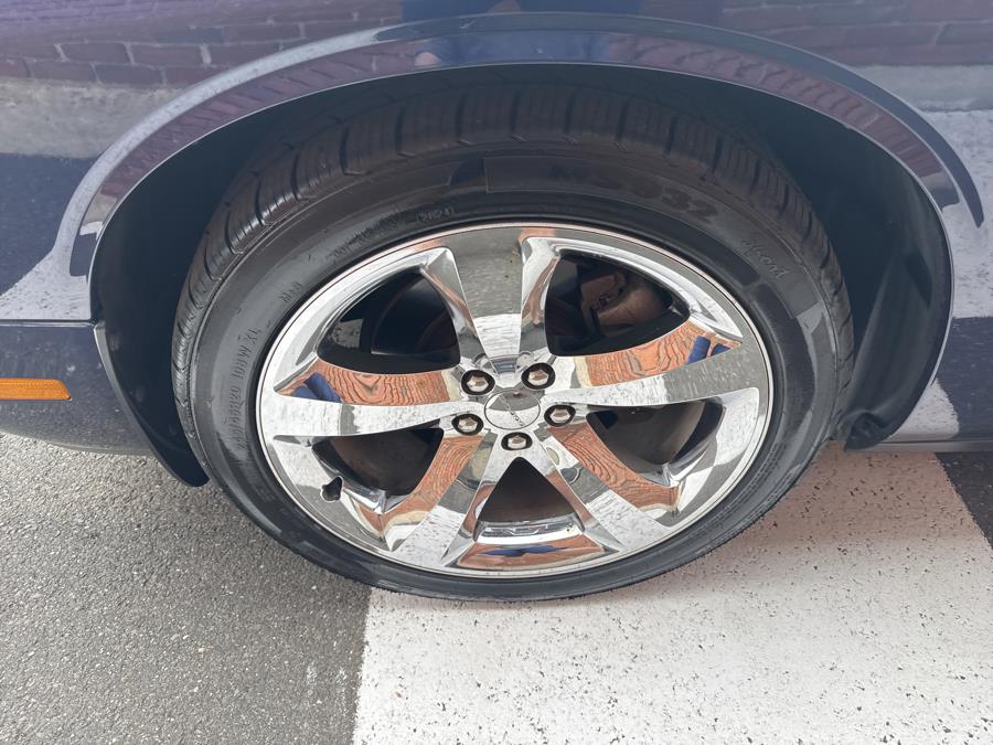 2013 Dodge Challenger 2dr Cpe R/T, available for sale in Waterbury, Connecticut | National Auto Brokers, Inc.. Waterbury, Connecticut 2013 Dodge Challenger 2dr Cpe R/T, available for sale in Waterbury, Connecticut | National Auto Brokers, Inc.. Waterbury, Connecticut