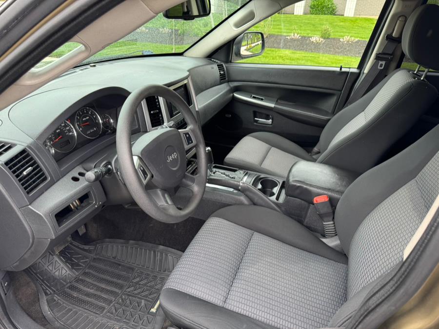 2009 Jeep Grand Cherokee 4WD 4dr Laredo, available for sale in Copiague, New York | Great Buy Auto Sales. Copiague, New York 2009 Jeep Grand Cherokee 4WD 4dr Laredo, available for sale in Copiague, New York | Great Buy Auto Sales. Copiague, New York