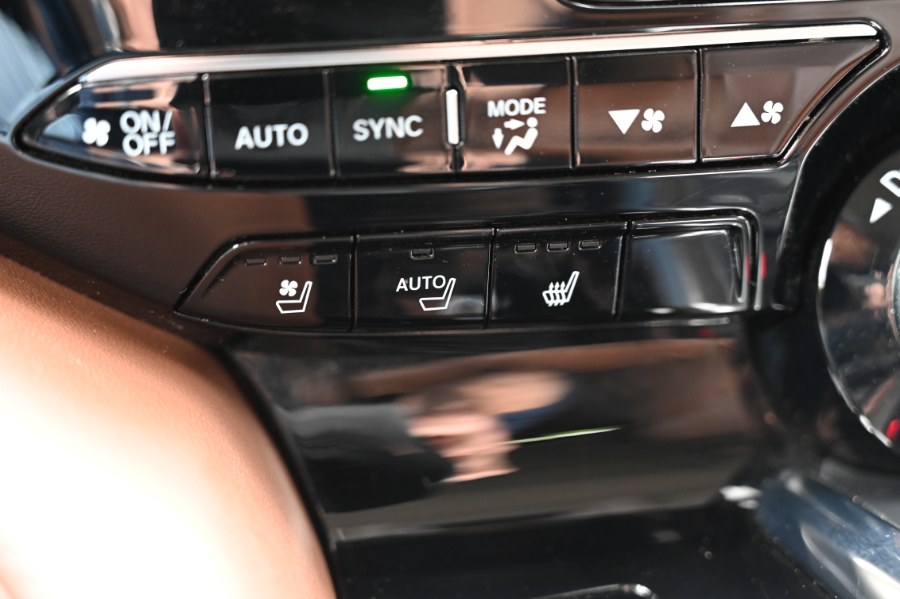 2022 Acura MDX SH-AWD w/Advance Package, available for sale in Waterbury, Connecticut | Highline Car Connection. Waterbury, Connecticut 2022 Acura MDX SH-AWD w/Advance Package, available for sale in Waterbury, Connecticut | Highline Car Connection. Waterbury, Connecticut