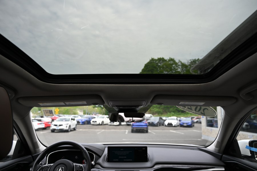 2022 Acura MDX SH-AWD w/Advance Package, available for sale in Waterbury, Connecticut | Highline Car Connection. Waterbury, Connecticut 2022 Acura MDX SH-AWD w/Advance Package, available for sale in Waterbury, Connecticut | Highline Car Connection. Waterbury, Connecticut