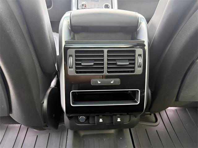 2020 Land Rover Range Rover Sport HSE, available for sale in Stratford, Connecticut | Wiz Leasing Inc. Stratford, Connecticut 2020 Land Rover Range Rover Sport HSE, available for sale in Stratford, Connecticut | Wiz Leasing Inc. Stratford, Connecticut