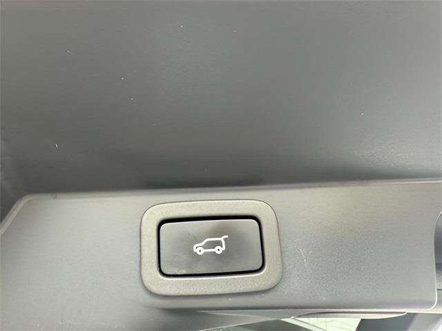2020 Land Rover Range Rover Sport HSE, available for sale in Stratford, Connecticut | Wiz Leasing Inc. Stratford, Connecticut 2020 Land Rover Range Rover Sport HSE, available for sale in Stratford, Connecticut | Wiz Leasing Inc. Stratford, Connecticut