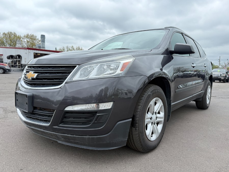 Used 2017 Chevrolet Traverse in Ortonville, Michigan | Marsh Auto Sales LLC. Ortonville, Michigan