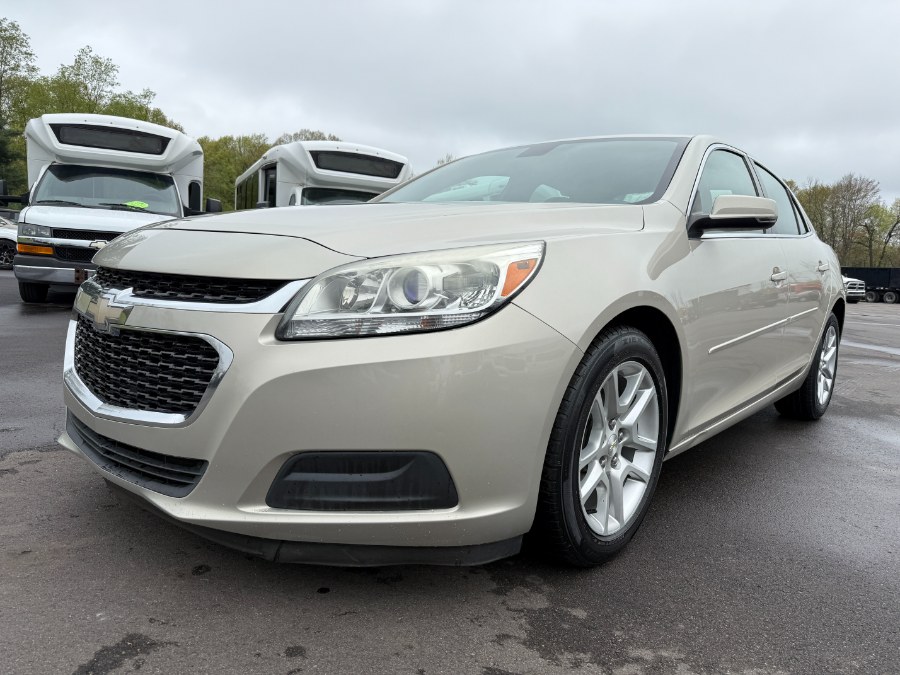 Used 2015 Chevrolet Malibu in Ortonville, Michigan | Marsh Auto Sales LLC. Ortonville, Michigan