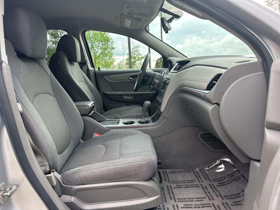 2016 Chevrolet Traverse AWD 4dr LS, available for sale in Beavercreek, Ohio | Wholesale Direct Motors. Beavercreek, Ohio 2016 Chevrolet Traverse AWD 4dr LS, available for sale in Beavercreek, Ohio | Wholesale Direct Motors. Beavercreek, Ohio