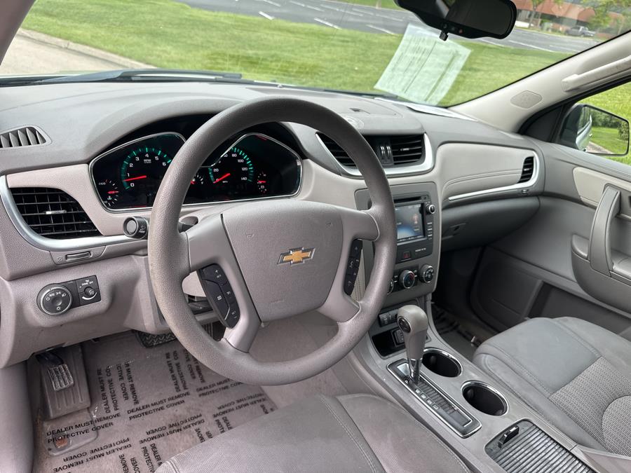 2016 Chevrolet Traverse AWD 4dr LS, available for sale in Beavercreek, Ohio | Wholesale Direct Motors. Beavercreek, Ohio 2016 Chevrolet Traverse AWD 4dr LS, available for sale in Beavercreek, Ohio | Wholesale Direct Motors. Beavercreek, Ohio