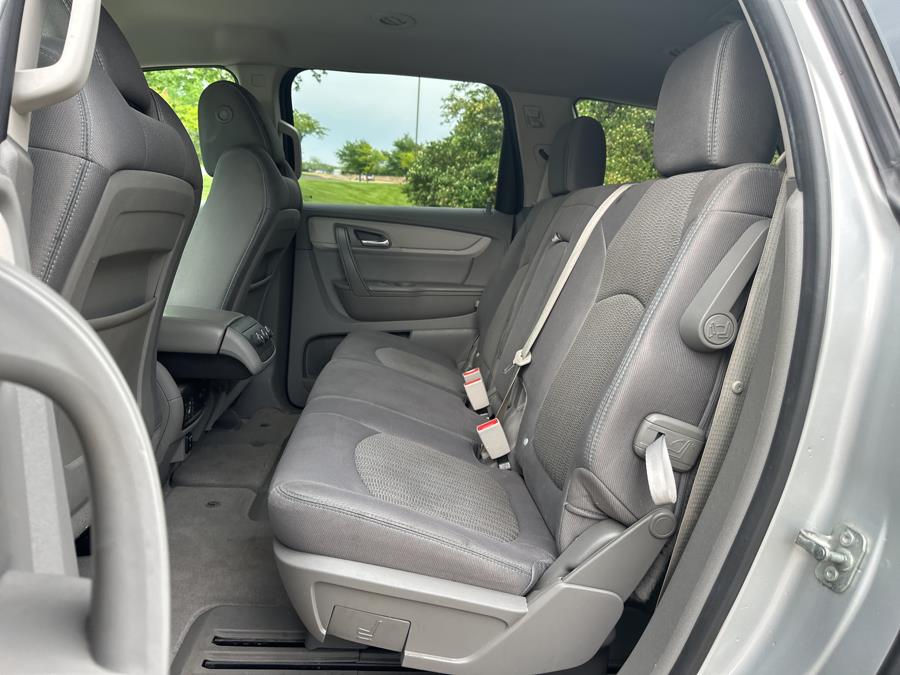 2016 Chevrolet Traverse AWD 4dr LS, available for sale in Beavercreek, Ohio | Wholesale Direct Motors. Beavercreek, Ohio 2016 Chevrolet Traverse AWD 4dr LS, available for sale in Beavercreek, Ohio | Wholesale Direct Motors. Beavercreek, Ohio