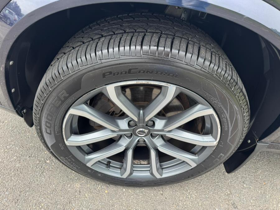 2017 Volvo XC90 T6 AWD 7-Passenger Momentum, available for sale in Berlin, Connecticut | Tru Auto Mall. Berlin, Connecticut 2017 Volvo XC90 T6 AWD 7-Passenger Momentum, available for sale in Berlin, Connecticut | Tru Auto Mall. Berlin, Connecticut