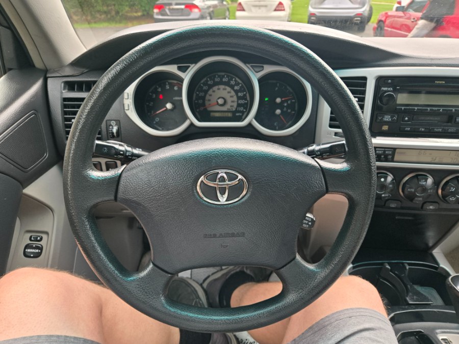 2004 Toyota 4Runner 4dr SR5 Sport V6 Auto 4WD, available for sale in Bristol, Connecticut | Dealmax Motors LLC. Bristol, Connecticut 2004 Toyota 4Runner 4dr SR5 Sport V6 Auto 4WD, available for sale in Bristol, Connecticut | Dealmax Motors LLC. Bristol, Connecticut