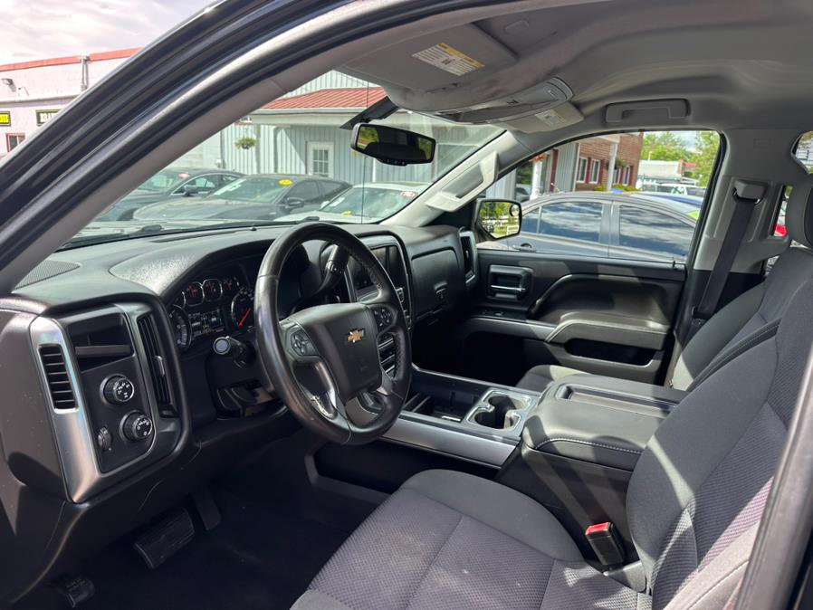 2015 Chevrolet Silverado 1500 4WD Double Cab 143.5" LT w/1LT, available for sale in South Windsor, Connecticut | Mike And Tony Auto Sales, Inc. South Windsor, Connecticut 2015 Chevrolet Silverado 1500 4WD Double Cab 143.5" LT w/1LT, available for sale in South Windsor, Connecticut | Mike And Tony Auto Sales, Inc. South Windsor, Connecticut