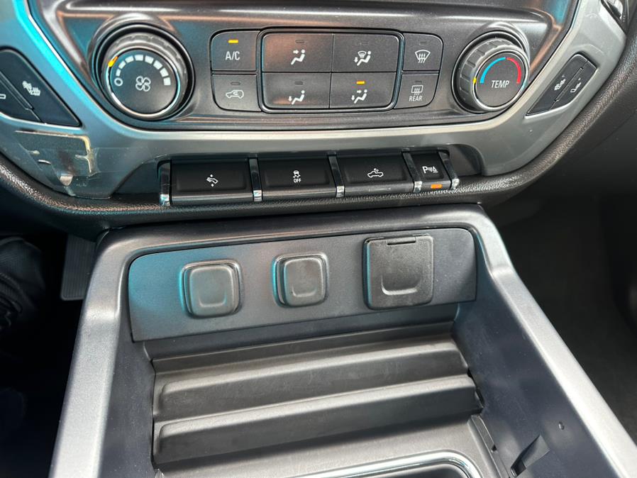 2015 Chevrolet Silverado 1500 4WD Double Cab 143.5" LT w/1LT, available for sale in South Windsor, Connecticut | Mike And Tony Auto Sales, Inc. South Windsor, Connecticut 2015 Chevrolet Silverado 1500 4WD Double Cab 143.5" LT w/1LT, available for sale in South Windsor, Connecticut | Mike And Tony Auto Sales, Inc. South Windsor, Connecticut