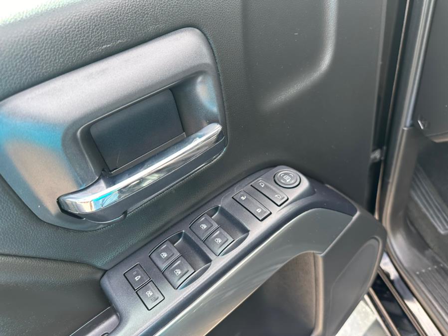 2015 Chevrolet Silverado 1500 4WD Double Cab 143.5" LT w/1LT, available for sale in South Windsor, Connecticut | Mike And Tony Auto Sales, Inc. South Windsor, Connecticut 2015 Chevrolet Silverado 1500 4WD Double Cab 143.5" LT w/1LT, available for sale in South Windsor, Connecticut | Mike And Tony Auto Sales, Inc. South Windsor, Connecticut