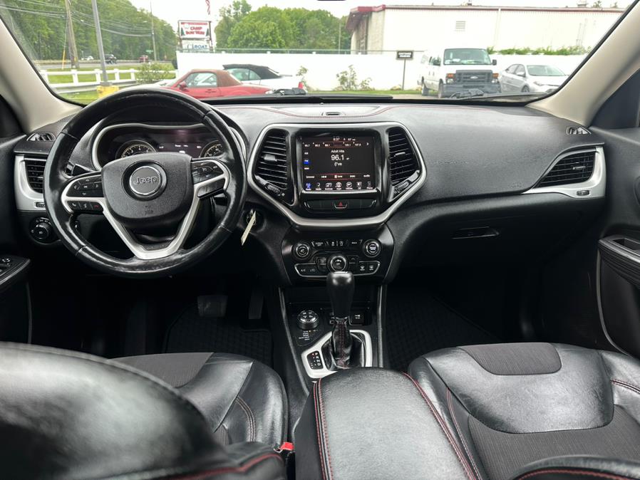 2015 Jeep Cherokee 4WD 4dr Trailhawk, available for sale in South Windsor, Connecticut | Mike And Tony Auto Sales, Inc. South Windsor, Connecticut 2015 Jeep Cherokee 4WD 4dr Trailhawk, available for sale in South Windsor, Connecticut | Mike And Tony Auto Sales, Inc. South Windsor, Connecticut