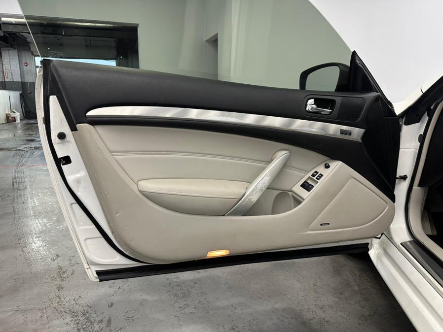 2014 INFINITI Q60 Coupe 2dr Auto AWD, available for sale in Elizabeth, New Jersey | M Auto Group. Elizabeth, New Jersey 2014 INFINITI Q60 Coupe 2dr Auto AWD, available for sale in Elizabeth, New Jersey | M Auto Group. Elizabeth, New Jersey