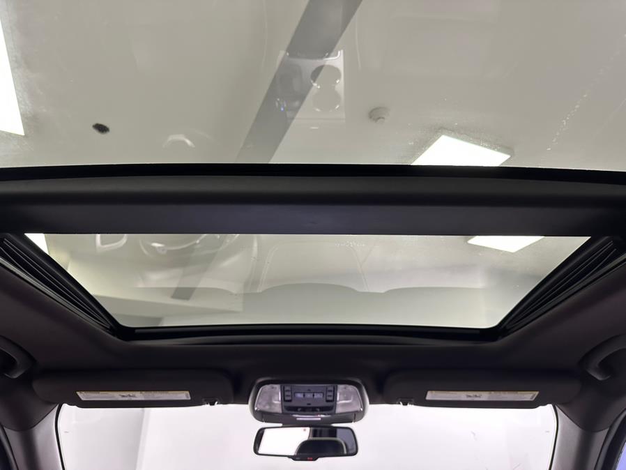 2014 Jeep Grand Cherokee 4WD 4dr Overland, available for sale in Elizabeth, New Jersey | M Auto Group. Elizabeth, New Jersey 2014 Jeep Grand Cherokee 4WD 4dr Overland, available for sale in Elizabeth, New Jersey | M Auto Group. Elizabeth, New Jersey