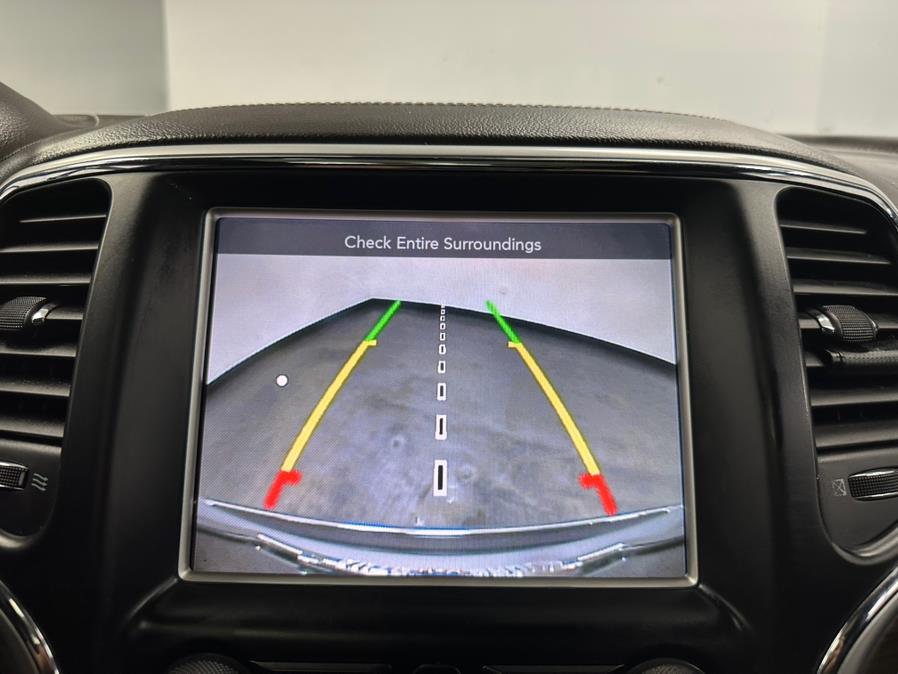 2014 Jeep Grand Cherokee 4WD 4dr Overland, available for sale in Elizabeth, New Jersey | M Auto Group. Elizabeth, New Jersey 2014 Jeep Grand Cherokee 4WD 4dr Overland, available for sale in Elizabeth, New Jersey | M Auto Group. Elizabeth, New Jersey