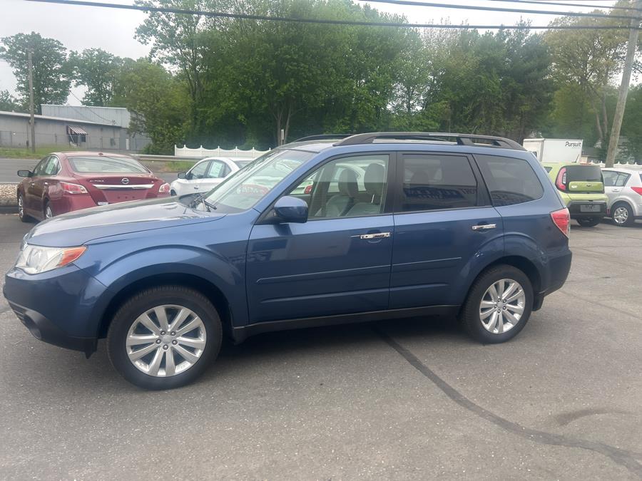 2013 Subaru Forester 4dr Auto 2.5X Premium, available for sale in South Windsor , Connecticut | Ful-line Auto LLC. South Windsor , Connecticut 2013 Subaru Forester 4dr Auto 2.5X Premium, available for sale in South Windsor , Connecticut | Ful-line Auto LLC. South Windsor , Connecticut