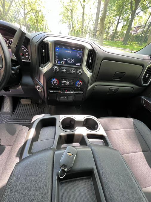 2021 Chevrolet Silverado 1500 4WD Double Cab 147" LT w/2FL, available for sale in Jersey City, New Jersey | Car Valley Group. Jersey City, New Jersey 2021 Chevrolet Silverado 1500 4WD Double Cab 147" LT w/2FL, available for sale in Jersey City, New Jersey | Car Valley Group. Jersey City, New Jersey