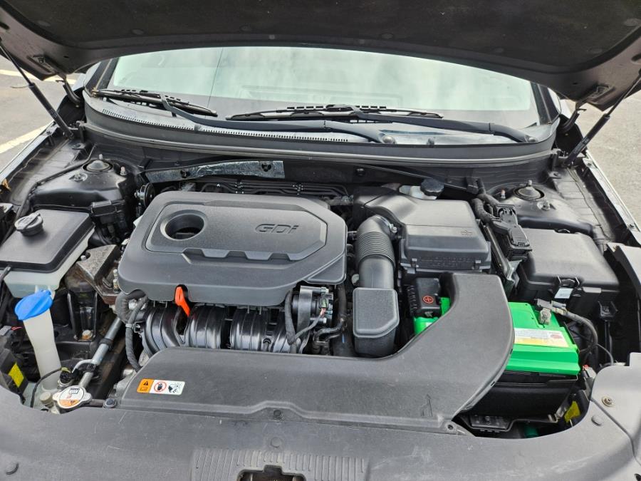 2015 Hyundai Sonata 4dr Sdn 2.4L Limited PZEV, available for sale in Naugatuck, Connecticut | Streamline Motors LLC. Naugatuck, Connecticut 2015 Hyundai Sonata 4dr Sdn 2.4L Limited PZEV, available for sale in Naugatuck, Connecticut | Streamline Motors LLC. Naugatuck, Connecticut