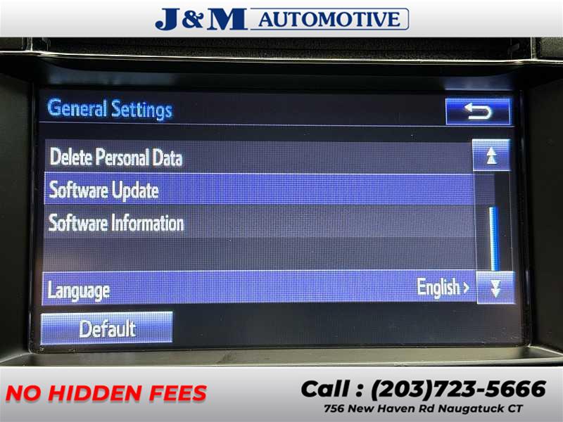 2015 Toyota Rav4 LE, available for sale in Naugatuck, Connecticut | J&M Automotive Sls&Svc LLC. Naugatuck, Connecticut 2015 Toyota Rav4 LE, available for sale in Naugatuck, Connecticut | J&M Automotive Sls&Svc LLC. Naugatuck, Connecticut