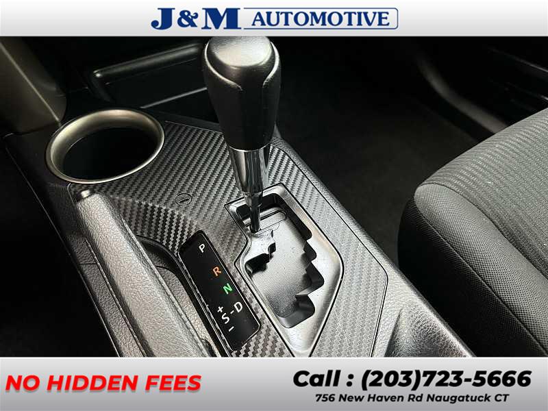 2015 Toyota Rav4 LE, available for sale in Naugatuck, Connecticut | J&M Automotive Sls&Svc LLC. Naugatuck, Connecticut 2015 Toyota Rav4 LE, available for sale in Naugatuck, Connecticut | J&M Automotive Sls&Svc LLC. Naugatuck, Connecticut
